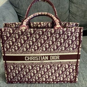CHRISTIAN DIOR BOOK TOTE